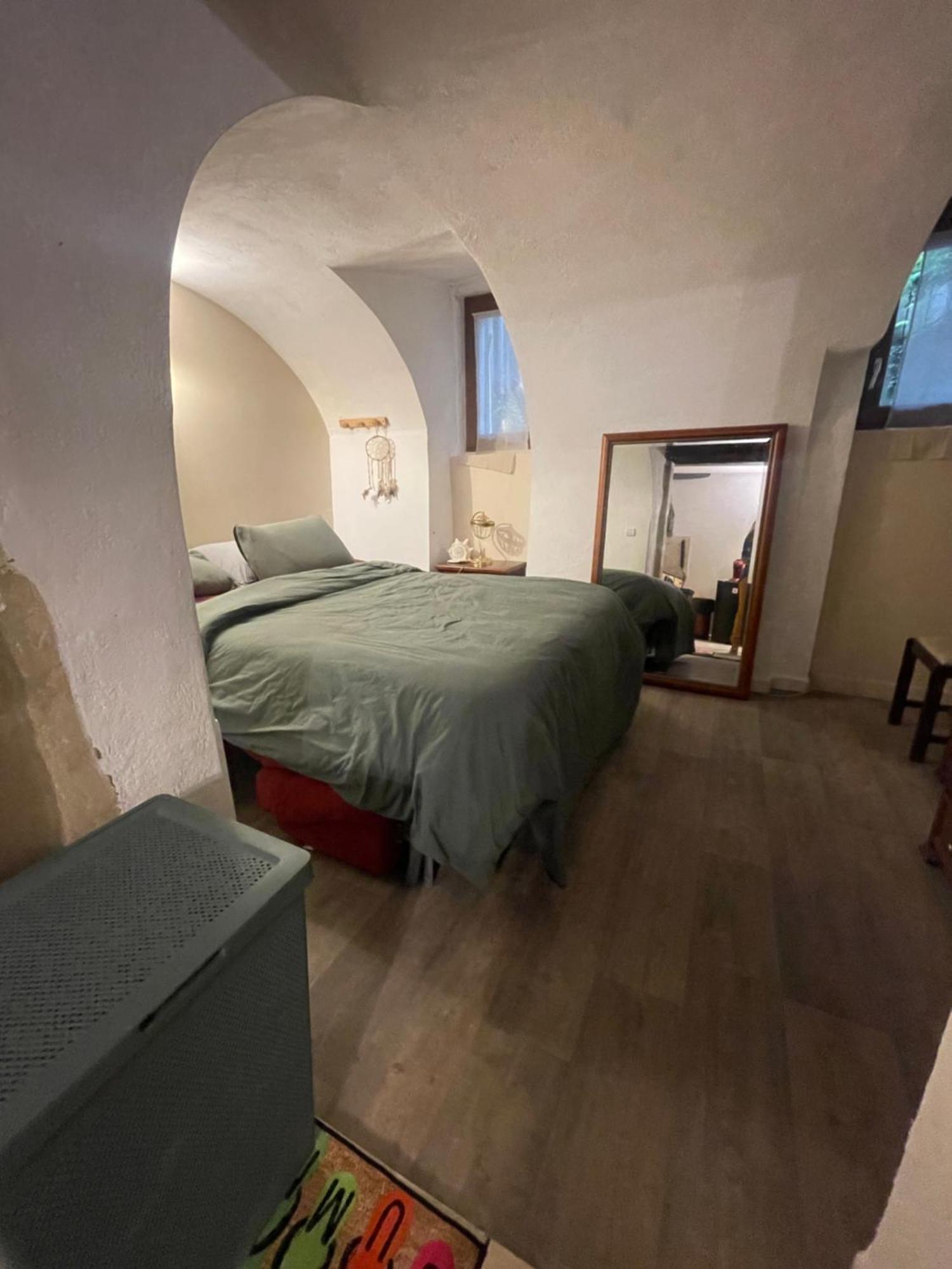 Rent Big Room With Breakfast Free In Old City Nancy Exterior foto